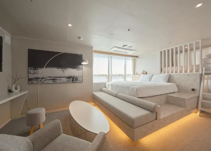 Hotel Uh The Haeundae 3*