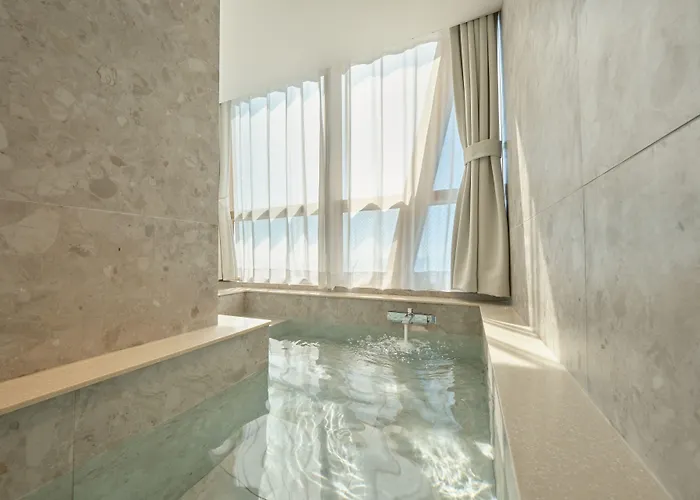 Uh The Haeundae Hotel 3*