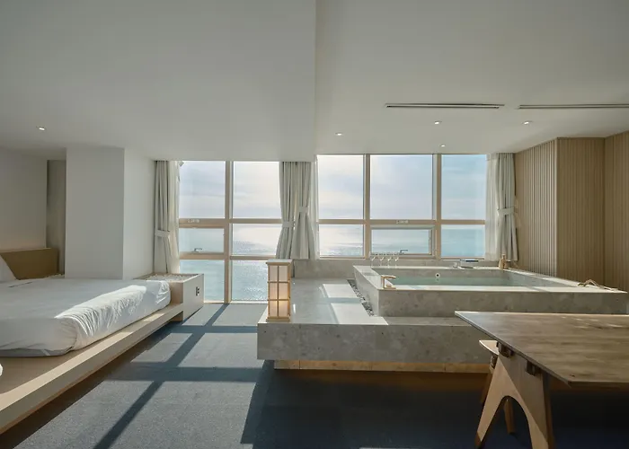 Uh The Haeundae Hotel