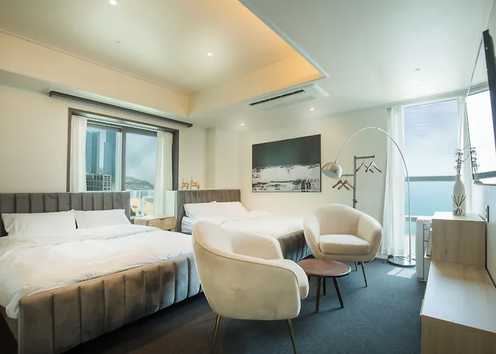 Uh The Haeundae Hotel 3*